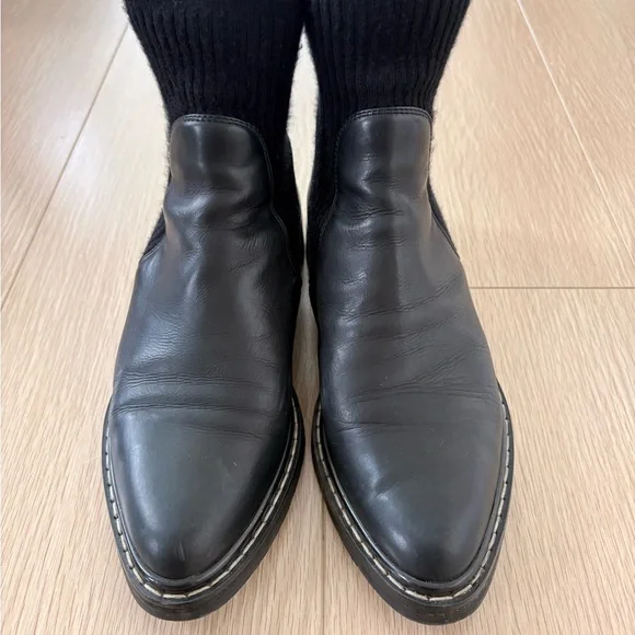 THE ROW Fara Ribbed Cashmere-Paneled Leather Chelsea Boot - Picture 2 of 5